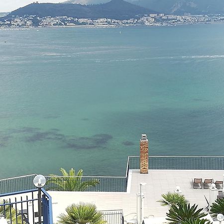 Castello Apartment Bacoli Exterior photo
